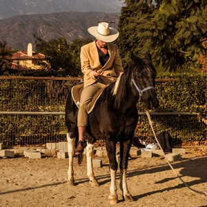 偷玩熟睡中的熟妇
