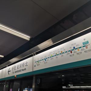 偷玩熟睡中的熟妇
